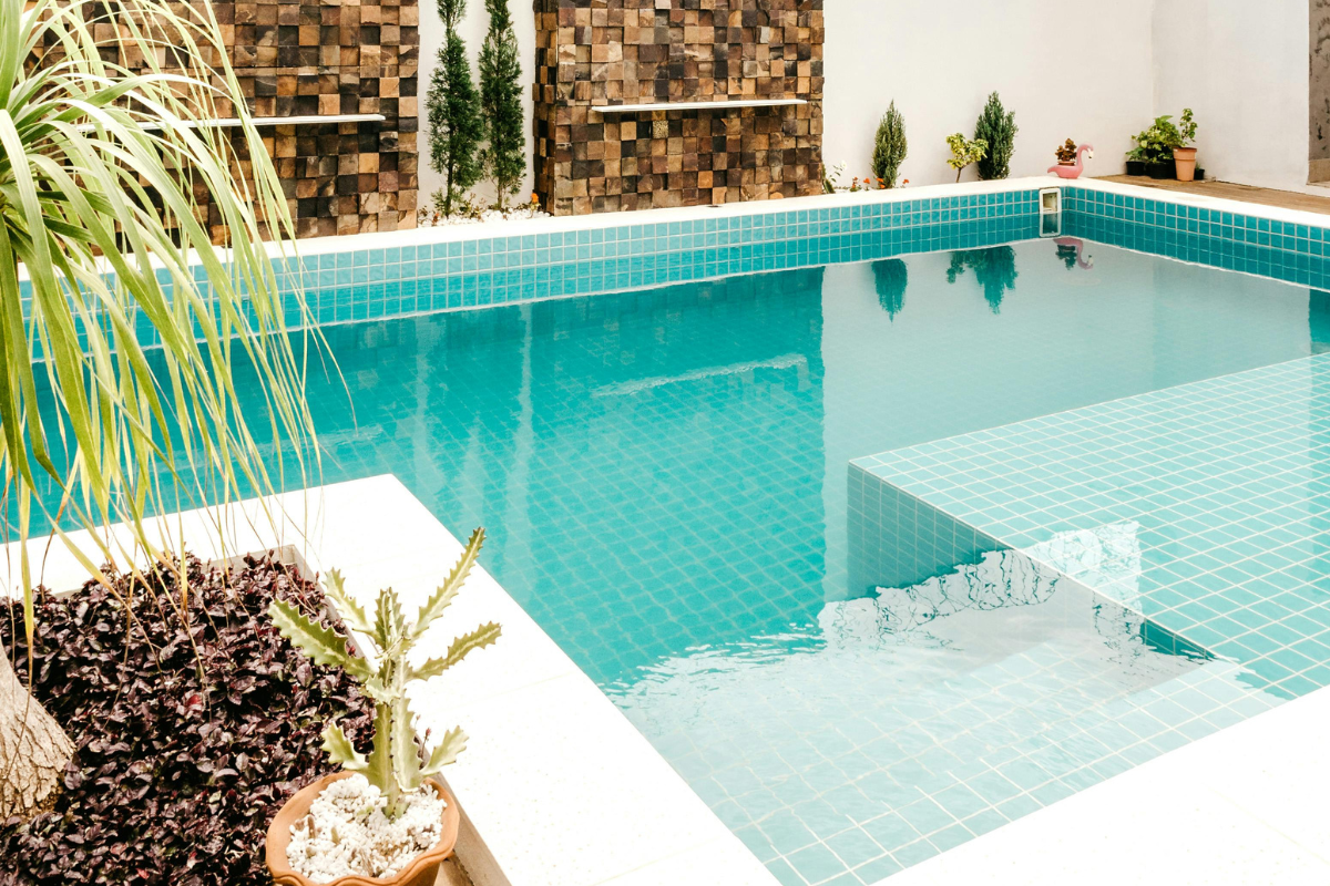 Noises That Bring Us Out for Pool Repair in Lake Elsinore, CA